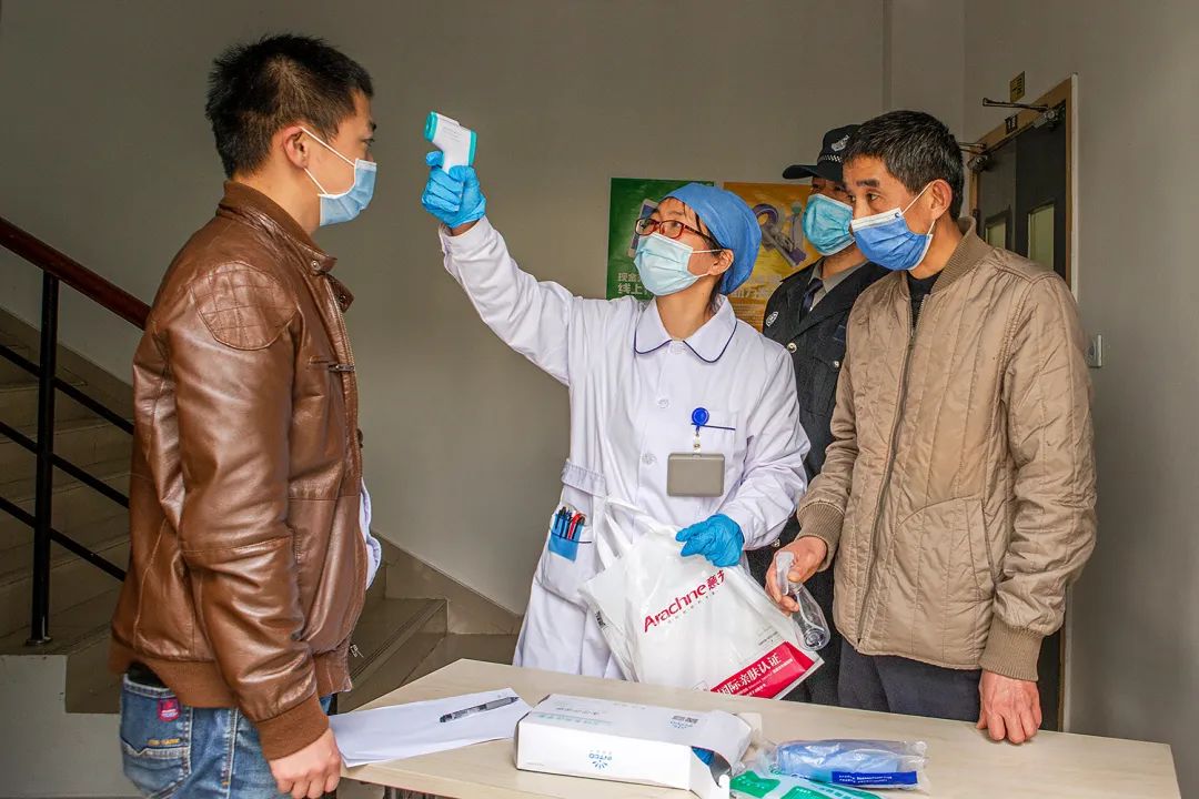 ayx-休斯敦火箭内部会议纪要流出：窗口期扳平良机；CBA常规赛使命明确；医务组通报恢复的简单介绍-ayx